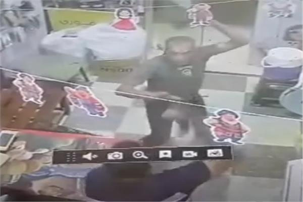 صورة من كاميرات المراقبة