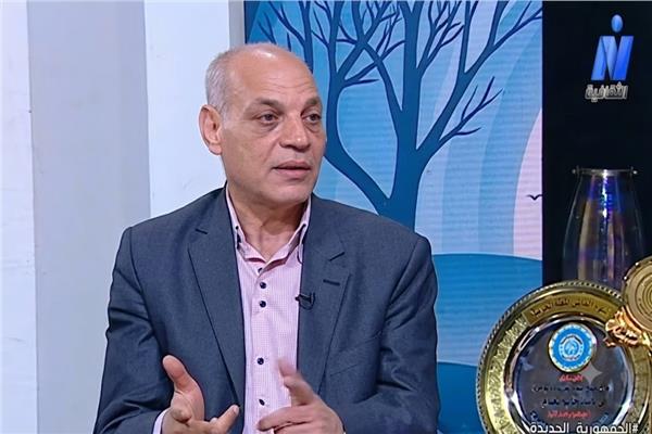 الكاتب د. حاتم نعام