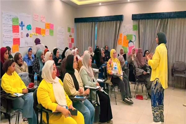 تدريب ميسرات الحضانات لتعزيز جودة الرعاية والتنشئة