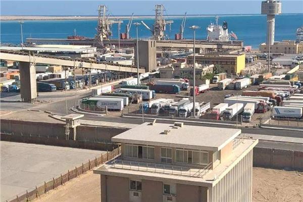 تداول 12 ألف طن و626 شاحنة بضائع عامة ومتنوعة بموانئ البحر الأحمر
