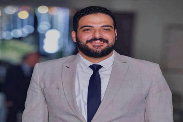 الدكتور أحمد نوار