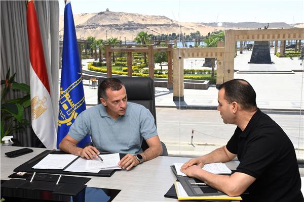المهندس عمرو لاشين محافظ أسوان