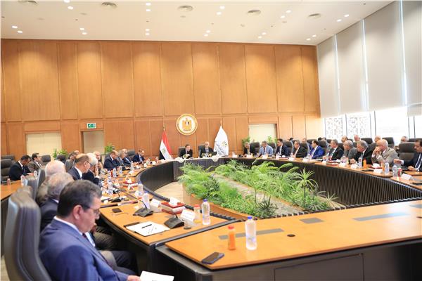 وزير التعليم العالي يؤكدعلي أهمية تعزيز حضور الجامعات الأهلية في التصنيفات الدولية