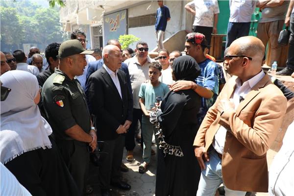 تشكيل لجنة هندسية لمعاينة العقار المنهار بمنشأة ناصر