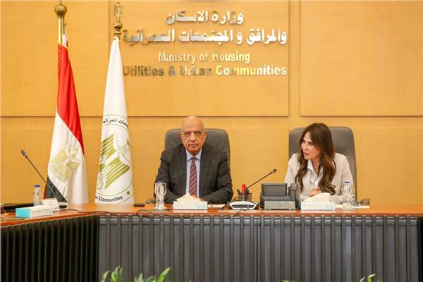 وزيرا "الكهرباء" و "الإسكان"