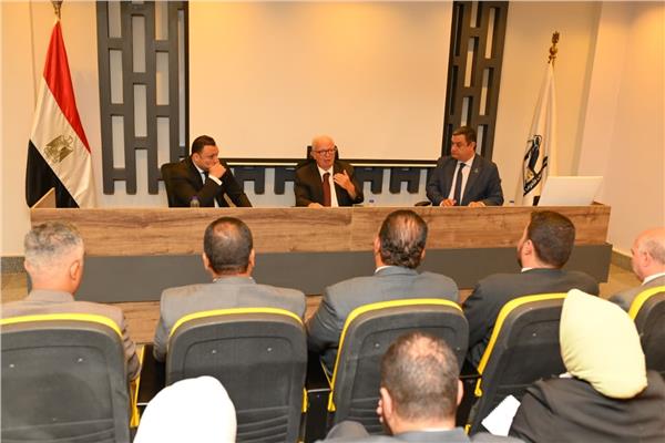ندوة تنسيقية شباب الأحزاب والسياسيين