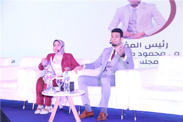 جانب من الحدث