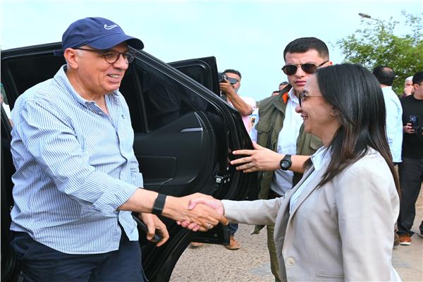 الدكتورة جاكلين عازر، محافظ البحيرة تستقبل وزير الموارد المائية والري