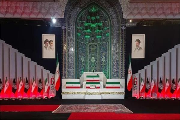 جثامين خامنئي وأفراد عائلته - أرشيفية