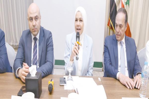  رشا عبدالعال رئيس مصلحة الضرائب تتوسط فتح الله فوزى ورامى فتح الله