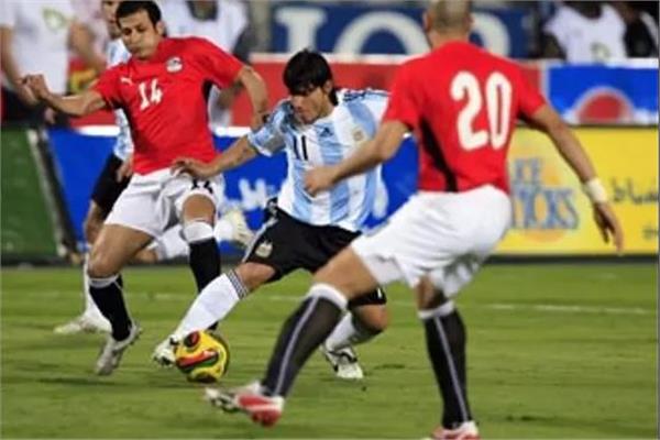 جانب من مباراة مصر والأرجنتين الودية في 2008