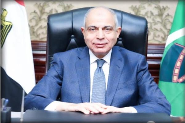 محافظ المنيا
