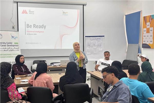 برنامج تدريبي لطلاب جامعة قناة السويس