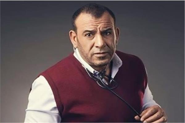 الفنان محمد لطفي
