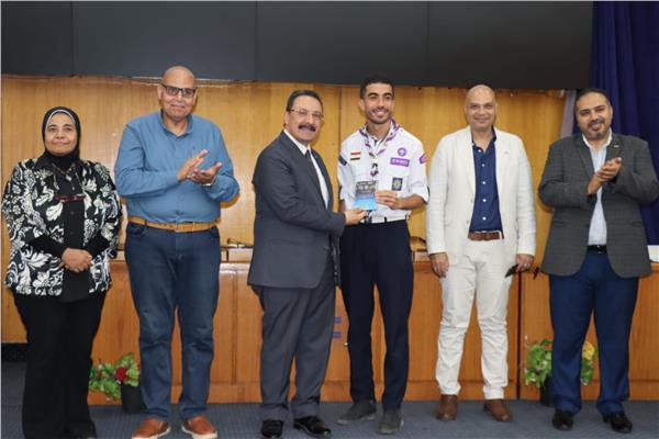 جامعة الإسكندرية تكرم  العشائر والطلاب الفائزين
