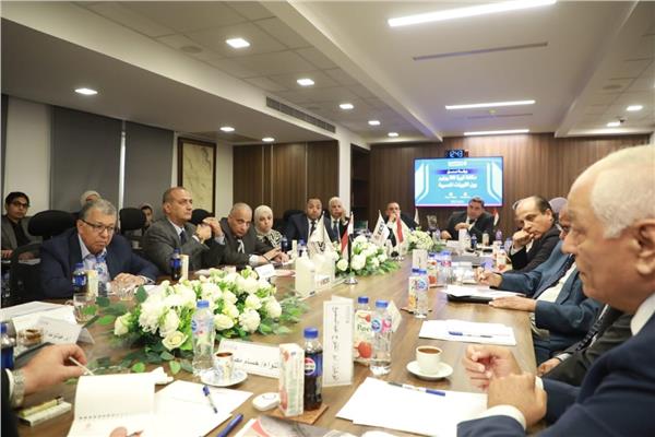 ندوة المركز المصري للفكر والدراسات الاستراتيجية حول ثورة 30 يونيو