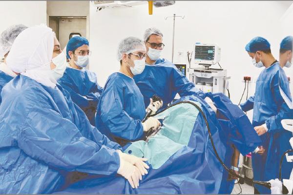 مريض يخضع لجراحة بالتأمين الصحى الشامل