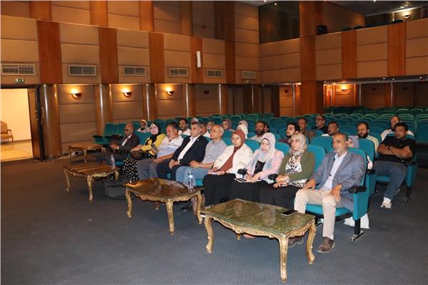 التنمية المحلية والبيئة تنظم ورشة عمل لعرض تقييم مصانع تدوير المخلفات الكهربائية 