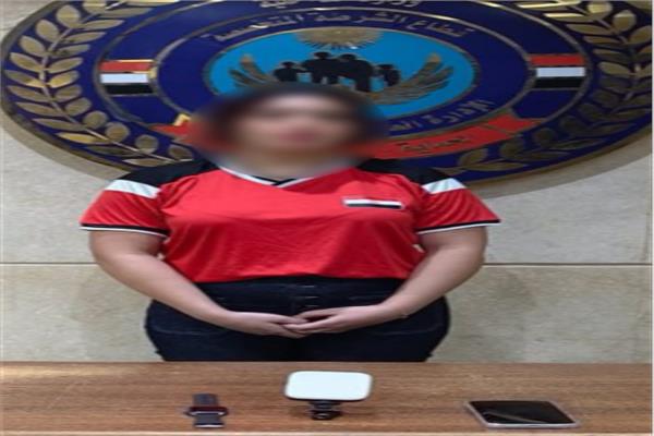 ضبط صانعة محتوى بالقاهرة
