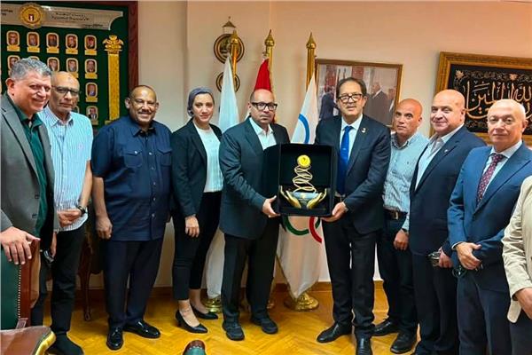 إدريس يستقبل براف