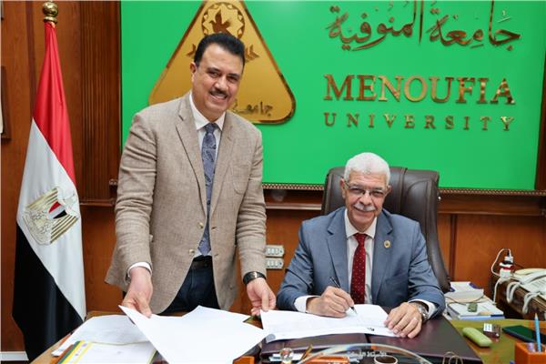 رئيس جامعة المنوفية يعتمد نتيجة  كلية الذكاء الاصطناعي 