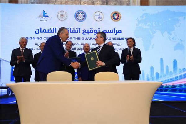  توقيع اتفاقية الضامن بين الاتحاد العام للغرف التجارية المصرية ومصلحة الجمارك