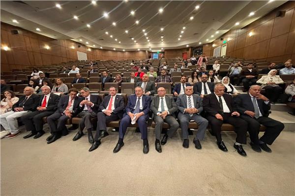  رئيس الاتحاد العام للغرف التجارية المصرية. العلاقات الاقتصادية بين مصر والبرتغال