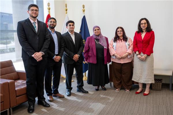 طلاب جامعة مصر للمعلوماتية