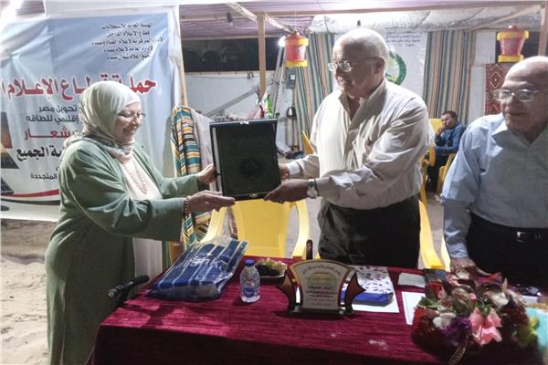 ندوة إعلامية على شاطئ بالعريش حول ترشيد الطاقة