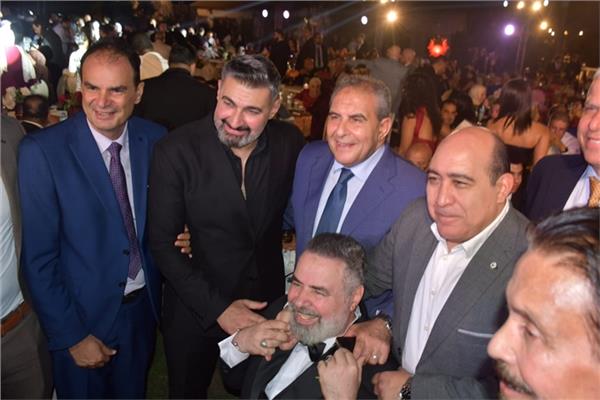 نجوم الفن والرياضة خلال حفل زفاف ابنة صبحي خليل