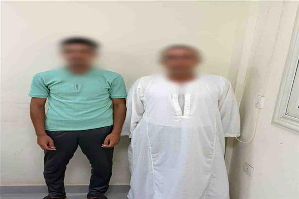 المتهمين