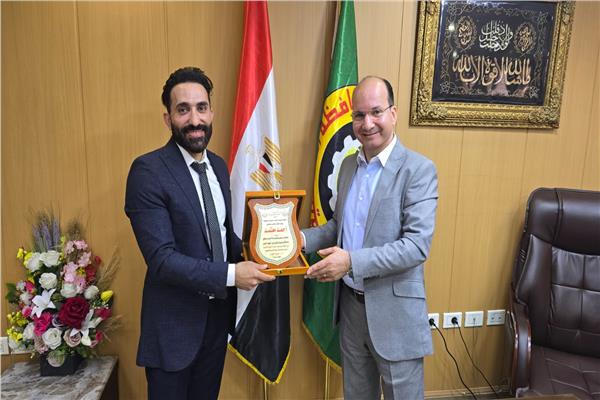 الدكتور حموده عيد الجزار وكيل وزارة الصحة بالدقهلية