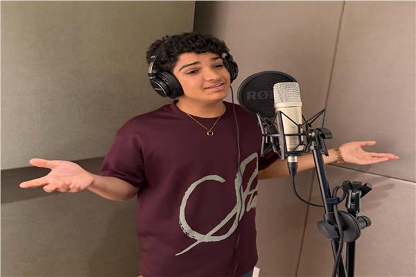 المطرب الشاب محمد أسامة