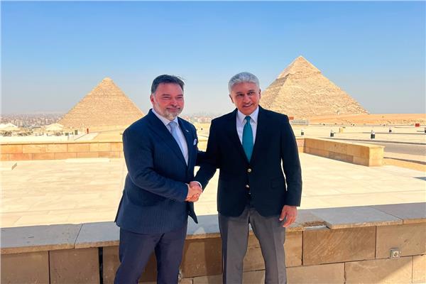 وزير السياحة والآثار ونائب رئيس مجلس وزراء البوسنة والهرسك 