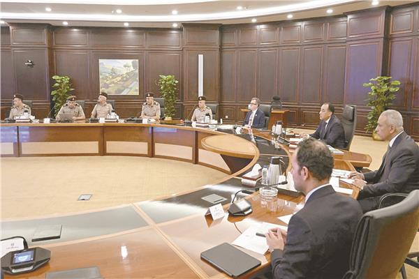 د. مدبولى يترأس اجتماع متابعة الاستعدادات الجارية لبدء تنفيذ مشروعات المرحلة الثانية من «حياة كريمة»