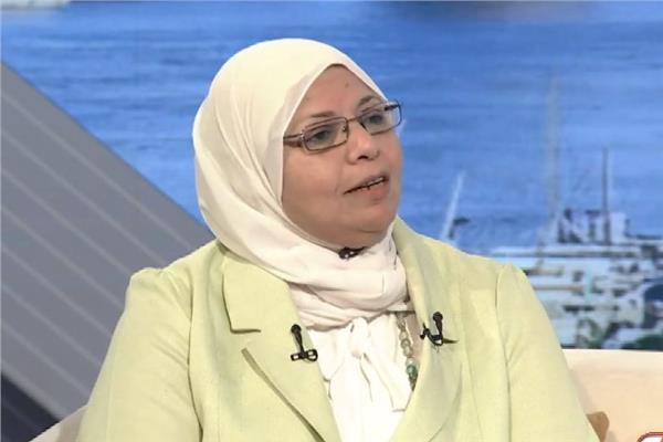 الدكتورة سهير صفوت رئيس قسم الفلسفة وعلم الاجتماع بكلية التربية جامعة عين شمس