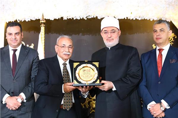مفتي الجمهورية: السكن والمودة والرحمة ركائزُ استمرار الأسرة وتحقيق العمران