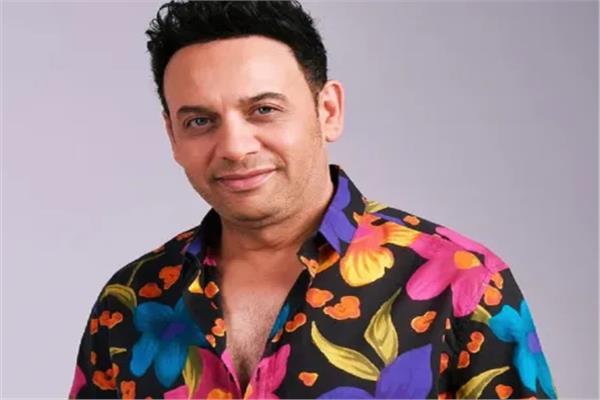مصطفى قمر