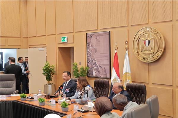 وزيرة التنمية المحلية والبيئة