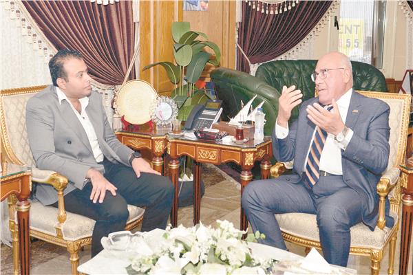 اللواء مختار عبد اللطيف خلال حواره مع «الأخبار»