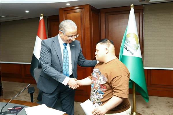 محافظ الجيزة يعقد اللقاء الأسبوعي