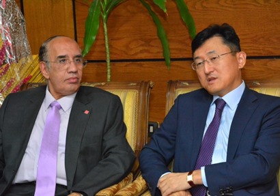  أحمد عبده رئيس جامعة أسيوط 