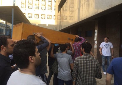لحظة وصول جثمان الطفل يوسف