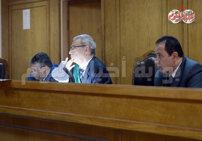  منصة المحكمة