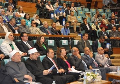 وزير الصحة يطلق الإستراتيجية المنضبطة لمواجهة النمو السكاني