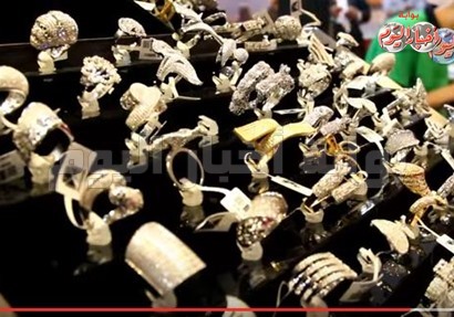 تصنيع الإكسسوارات بأيادى مصرية 