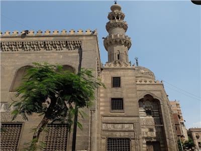 صورته على الـ«50 جنيه».. قصة مسجد «قجماس الإسحاقي»