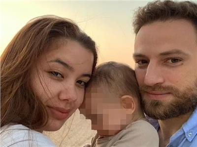 «جريمة عاطفية».. هددته بالطلاق فخنقها و«هي نائمة»| صور