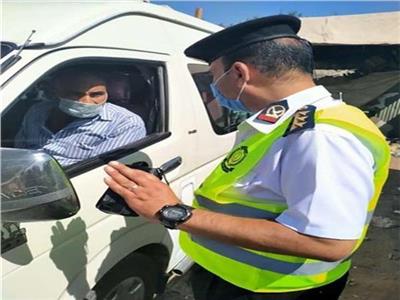 515 محضرًا لعدم ارتداء الكمامة الواقية بالجيزة خلال 24 ساعة