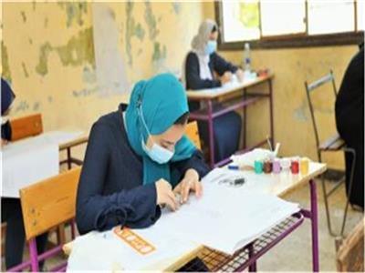 طلاب أولى وثانية ثانوي عام يختتمون اختبارات الفرصة البديلة.. اليوم